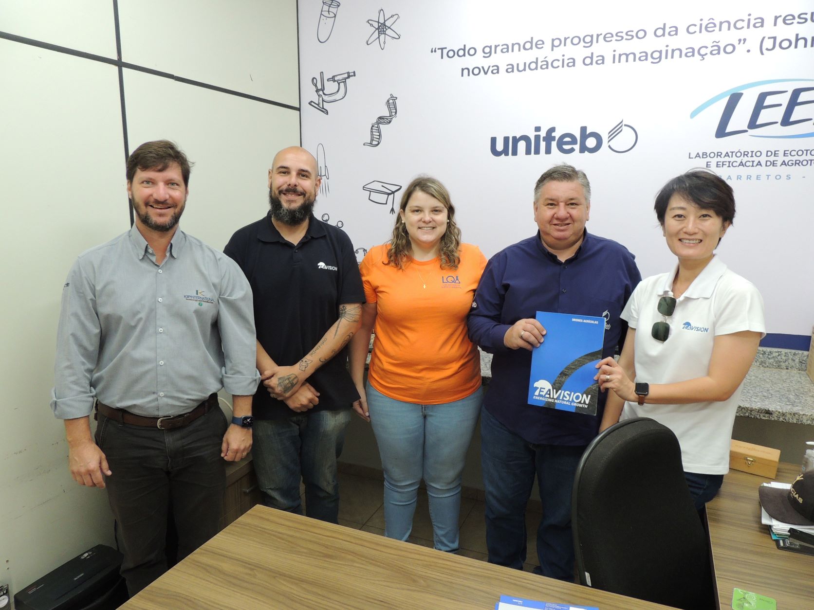 Laboratório de Ecotoxicologia e Eficácia dos Agrotóxicos do UNIFEB promove parceria com Eavision e Kip Iternational para avaliação da aplicação agrícola com drone