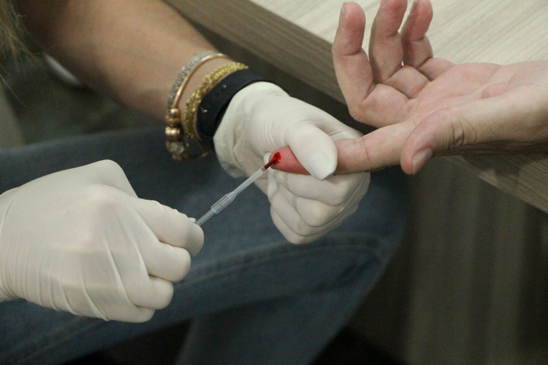 CIPA do SAAE Barretos promove testagem e orientação sobre hepatite B e C