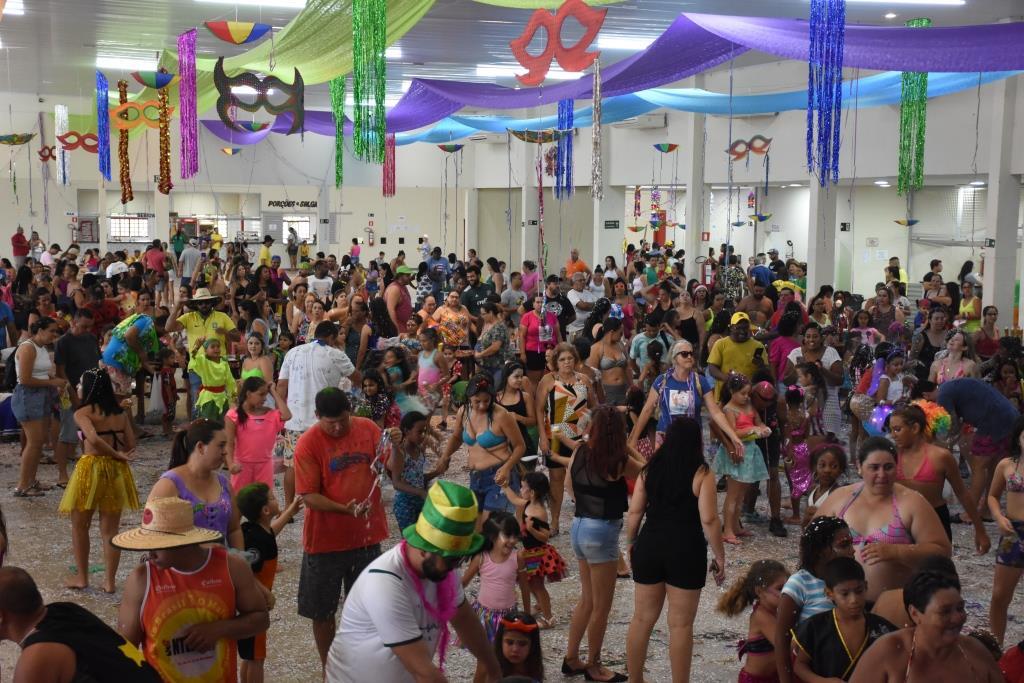 Primeiro dia do Carna Riodas em Barretos foi sucesso absoluto