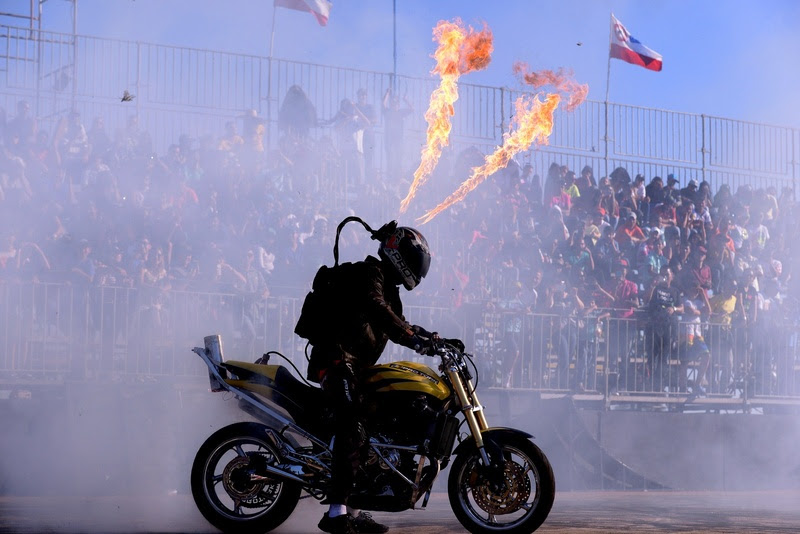 Com shows musicais e acrobacias, Barretos recebe encontro de motociclistas neste final de semana