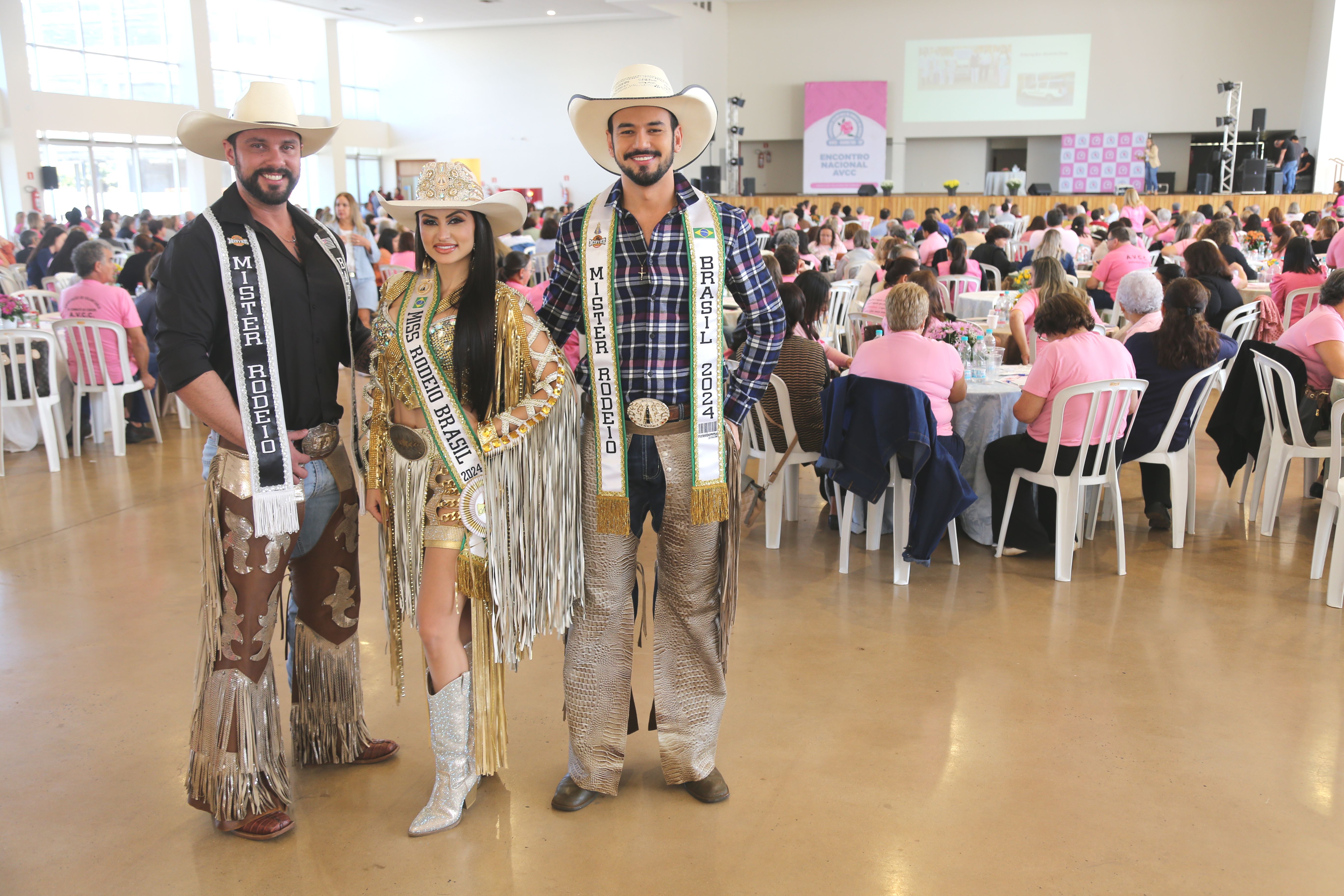 Miss e Misters Rodeio 2024 prestigiam o 27º Encontro Nacional das AVCCs em Barretos