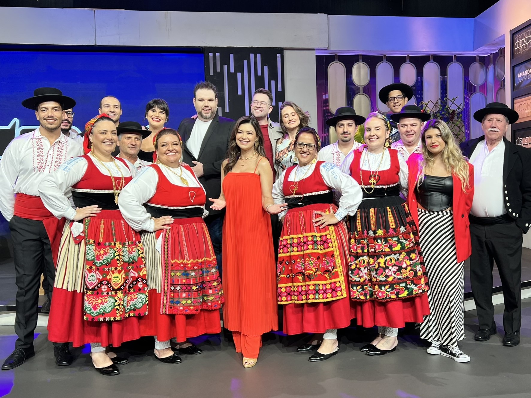 Noite portuguesa anima o "De Papo com Amanda Françozo"