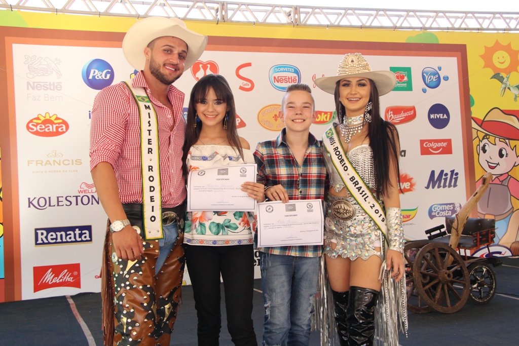 Miss e Mister Rodeio Brasil 2019 participam do 4º Festival Infantojuvenil de Música Sertaneja da Festa do Peão de Barretos