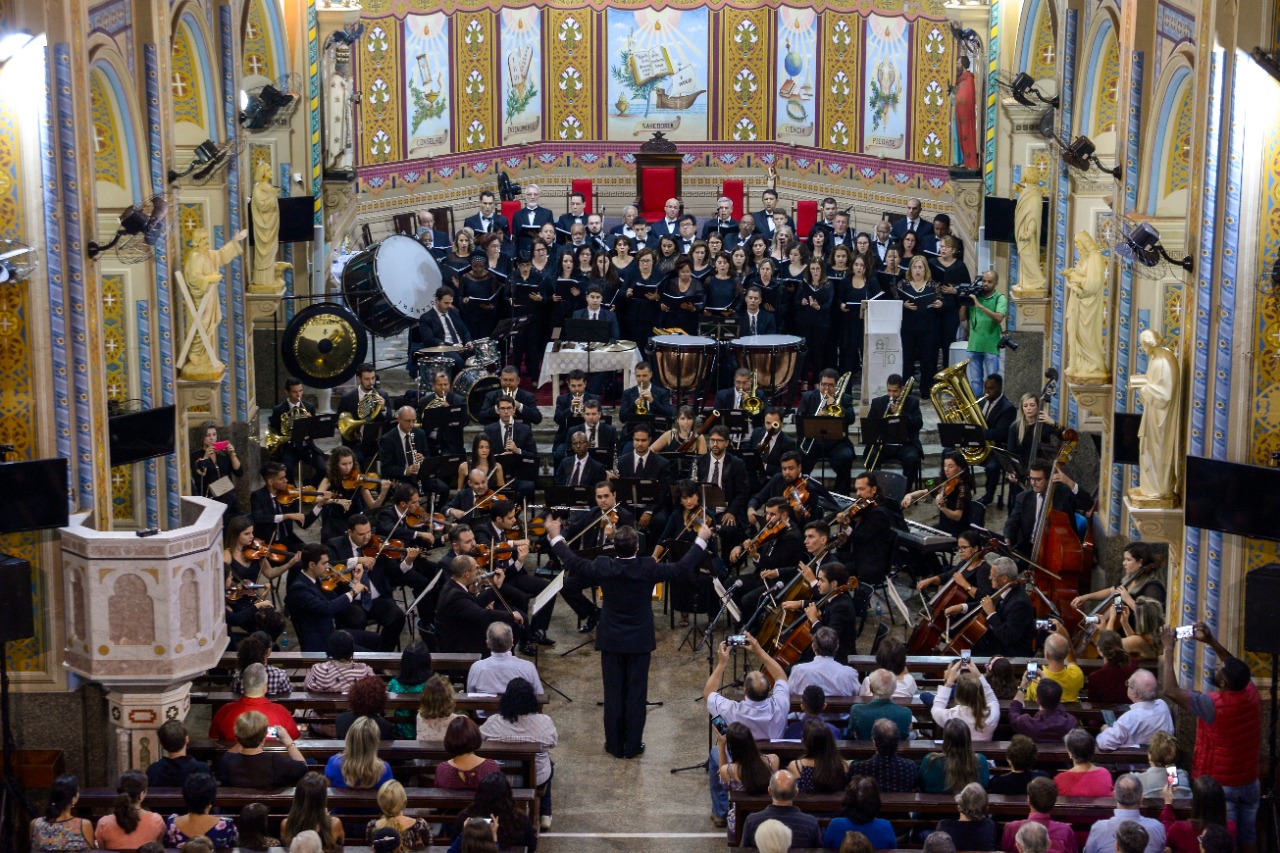 Catedral de Barretos recebe Orquestra Sinfônica e Coral Acordes Vocais no domingo (05)